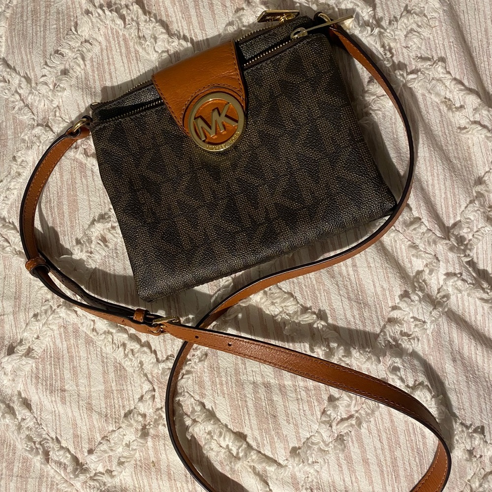 Michael Kors Crossbody